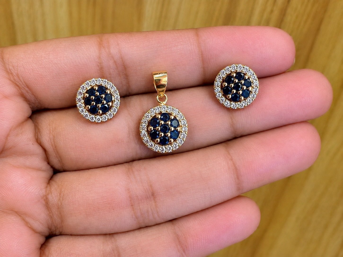 92.5 silver rose gold plated blue stoned pendant set