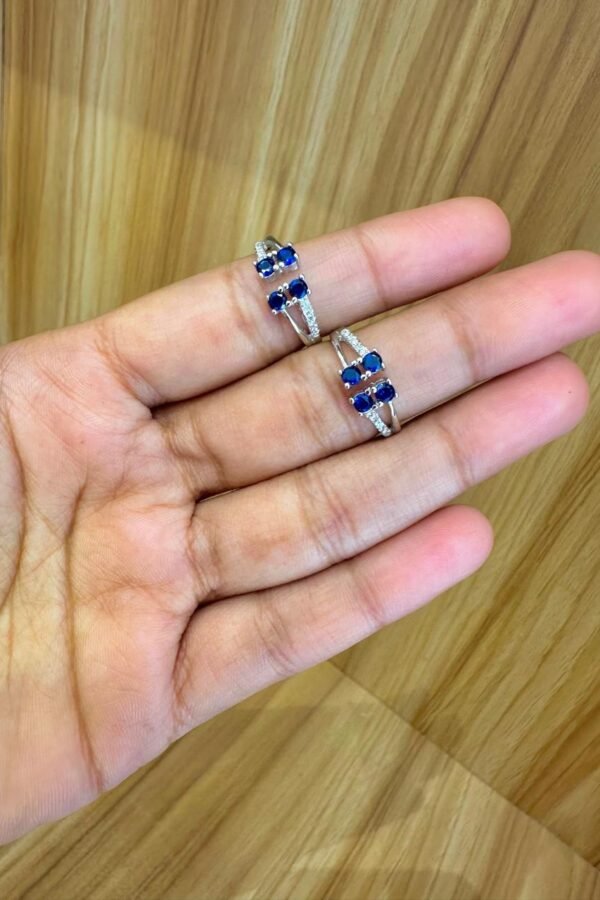 92.5 silver blue stoned adjustable toe rings