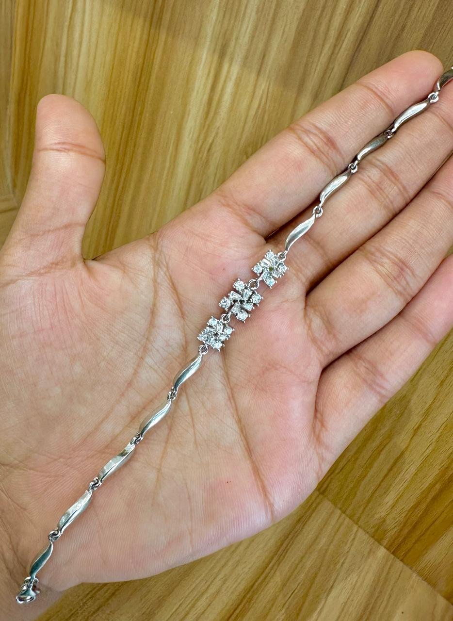92.5 Silver Floral Twist adjustable bracelet