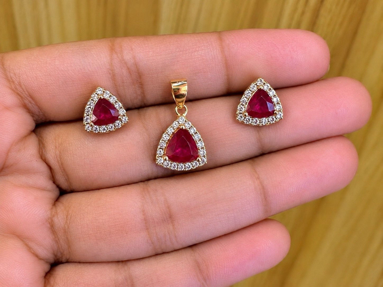 92.5 silver rose gold plated red stoned pendant set