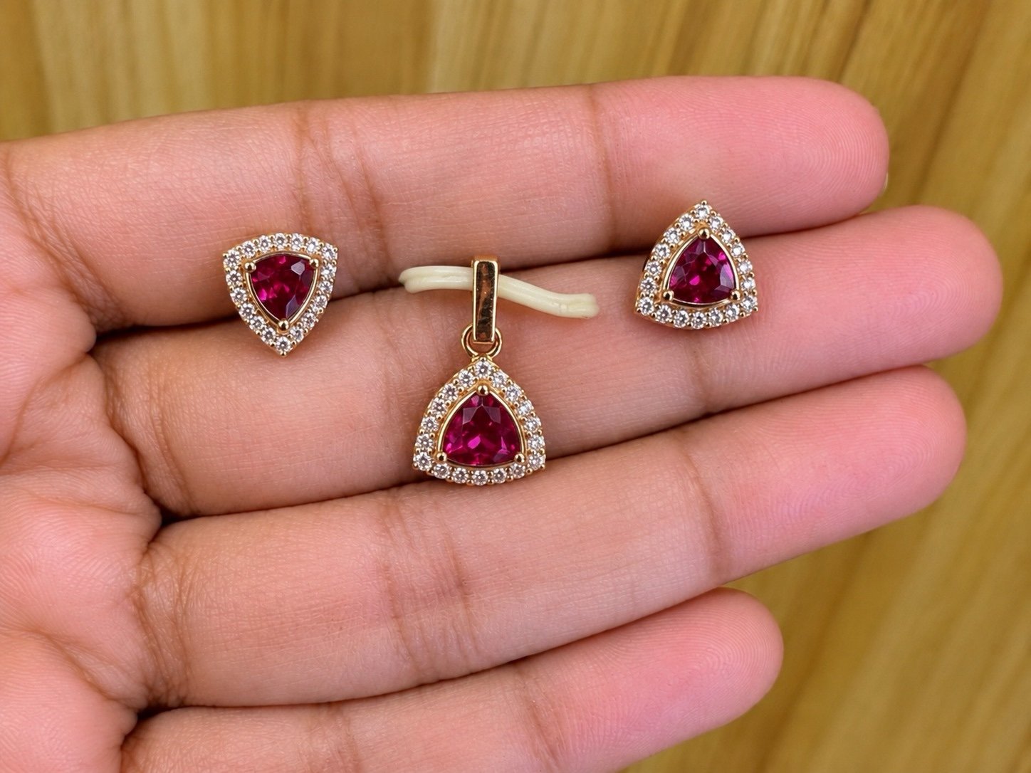 92.5 silver rose gold plated red stoned pendant set