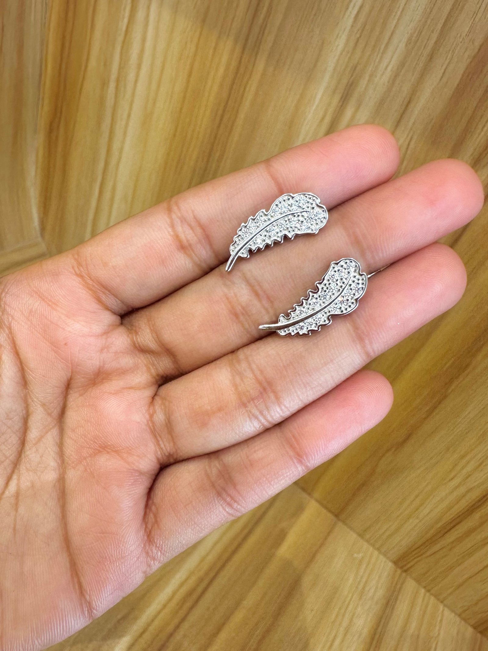 92.5 silver leaf ear cuff