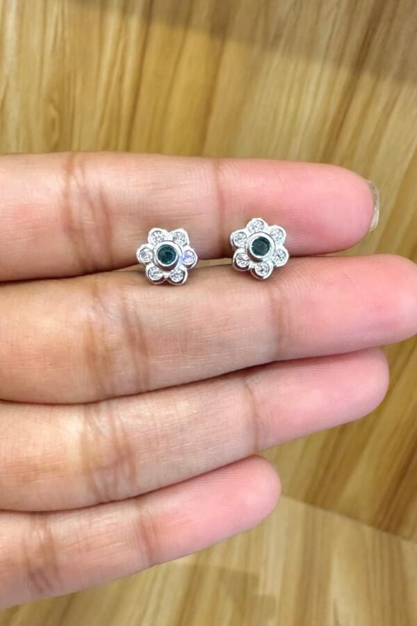 92.5 Silver Floral green stoned stud - South screw